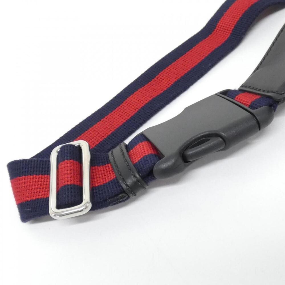 GUCCI Black Fanny Pack - Picture 4 of 6